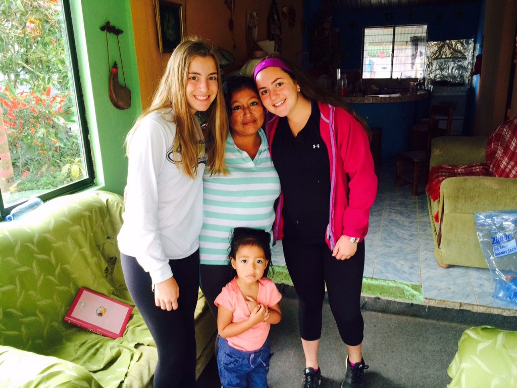 Hannah and Bella with Pilar and daughter Karly.